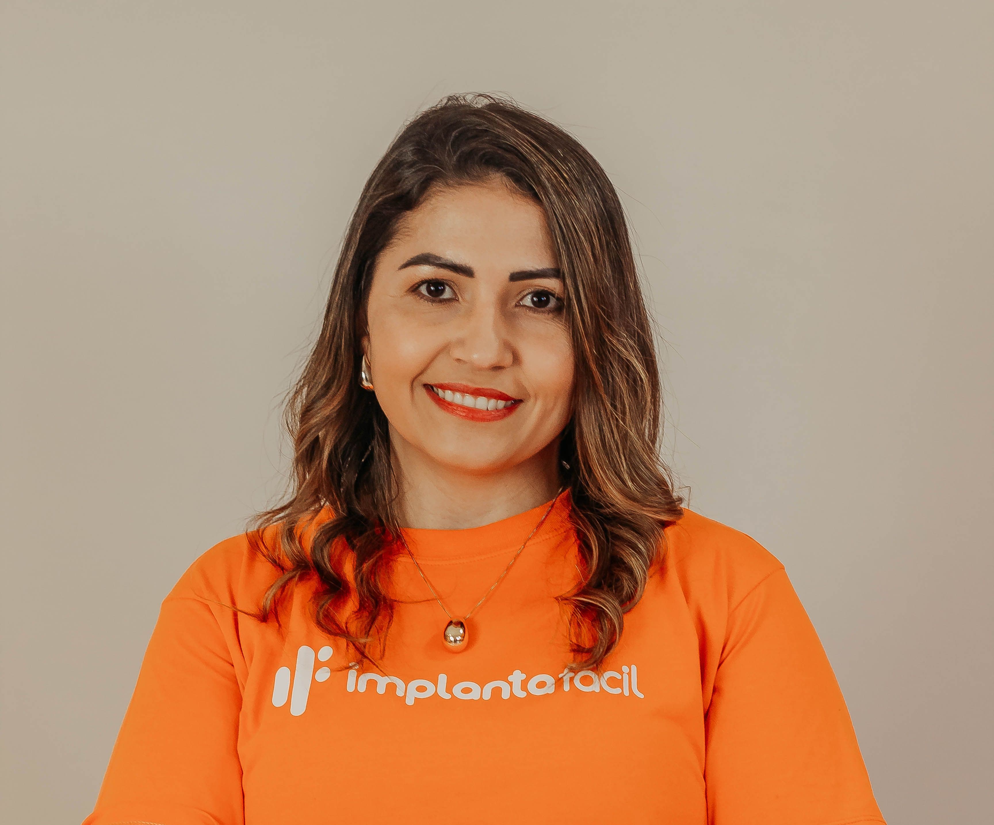 Alexandra Barreto, do Comercial da Implanta Fácil