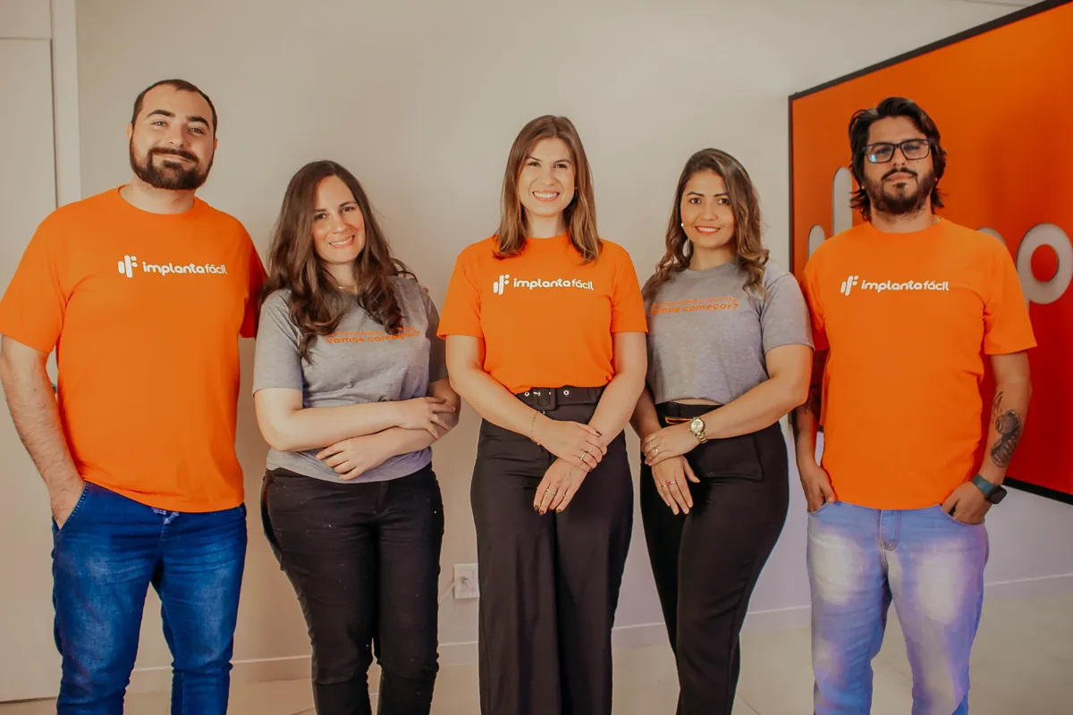 Equipe da Implanta Fácil